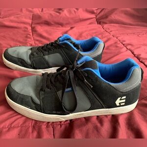 ETNIES Gray SNEAKERS Skate Shies men size 13